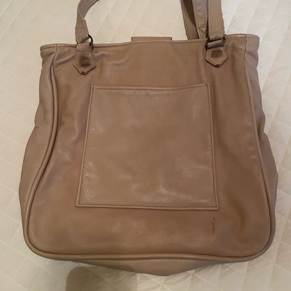 Austin Ranch Leather Handbag - Picture 2 of 8
